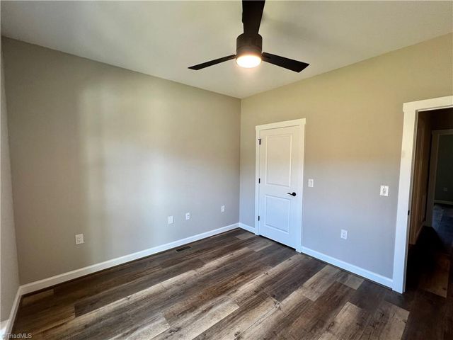 2142 Elizabeth Drive, Mount Airy, NC 27030