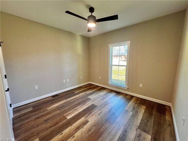 2142 Elizabeth Drive, Mount Airy, NC 27030