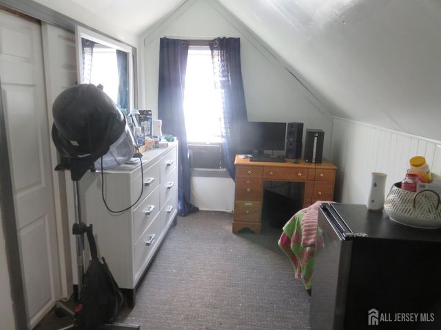 561 Neville Street, Perth Amboy, NJ 08861