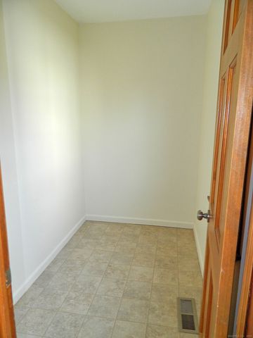 191 Bradley Avenue, Meriden, CT 06451