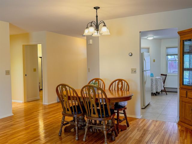16 Clover Dr Unit 2B, Essex Junction, VT 05452