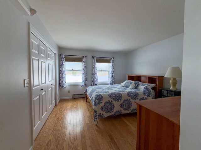 16 Clover Dr Unit 2B, Essex Junction, VT 05452