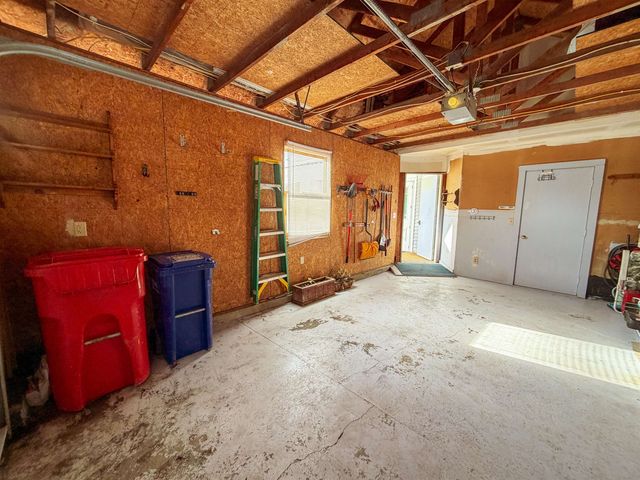 16 Clover Dr Unit 2B, Essex Junction, VT 05452