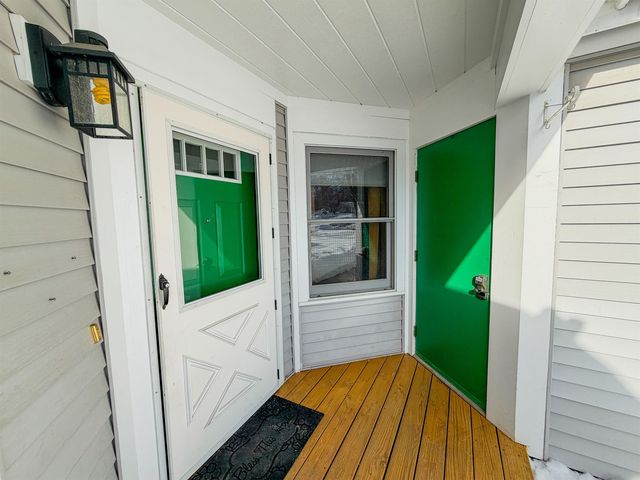 16 Clover Dr Unit 2B, Essex Junction, VT 05452