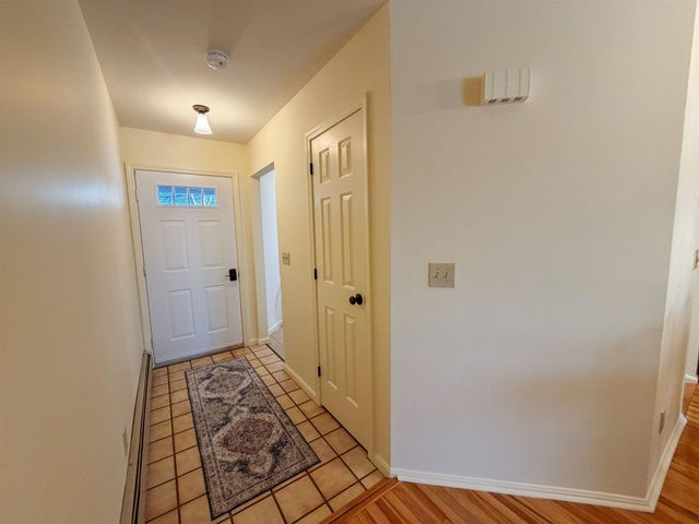 16 Clover Dr Unit 2B, Essex Junction, VT 05452