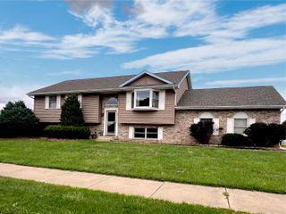 3841 Linton Way Street, Portage, IN 46368