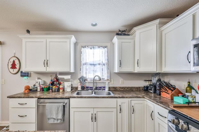 1435 Breckenridge Pass, Fort Wayne, IN 46845