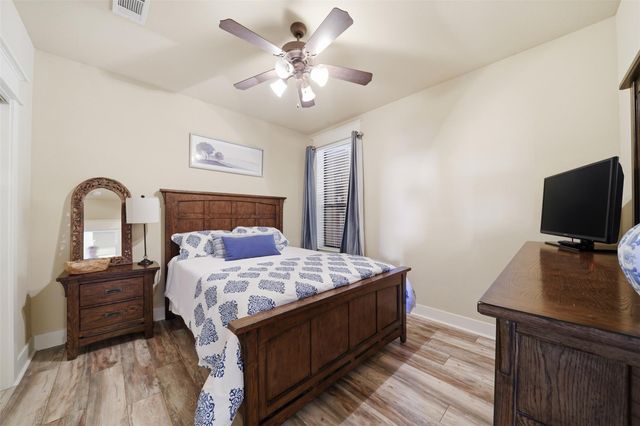 17808 Maritime Point DR 302, Jonestown, TX 78645