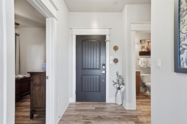 17808 Maritime Point DR 302, Jonestown, TX 78645