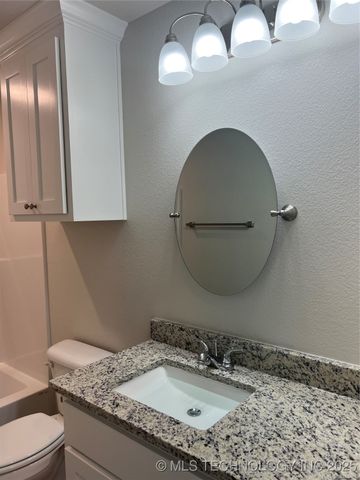 512 Honeysuckle Lane, Madill, OK 73446