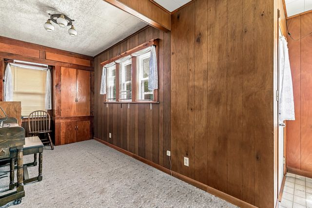 2041 12th Street, East Moline, IL 61244