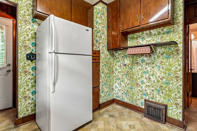 2041 12th Street, East Moline, IL 61244
