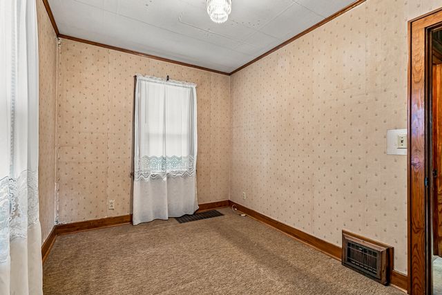 2041 12th Street, East Moline, IL 61244