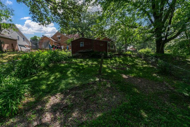 2041 12th Street, East Moline, IL 61244