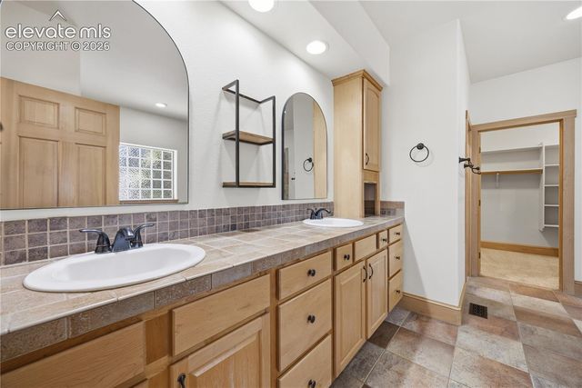 164 Metcalf Lane, Monument, CO 80132