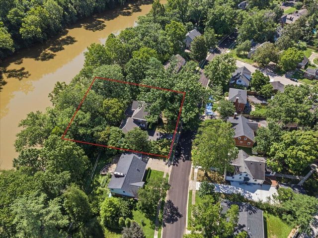 207 Paul Sawyier Drive, Frankfort, KY 40601