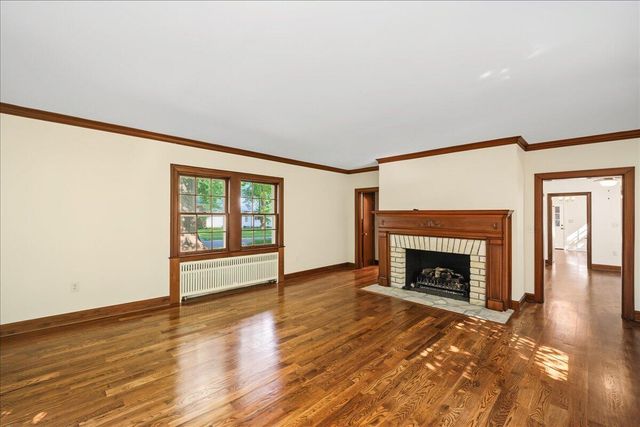 207 Paul Sawyier Drive, Frankfort, KY 40601