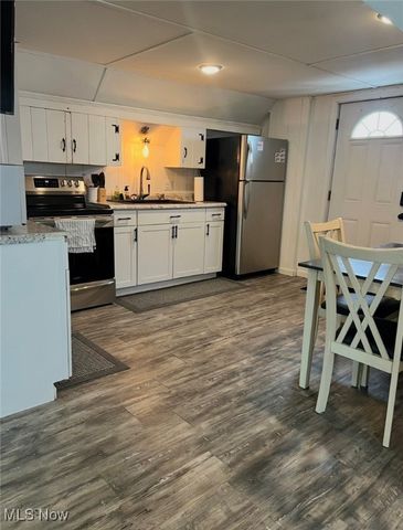 4772 Lake Road E, Geneva, OH 44041