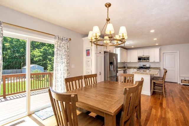 74 Christmas Tree Lane, Kingston, MA 02364