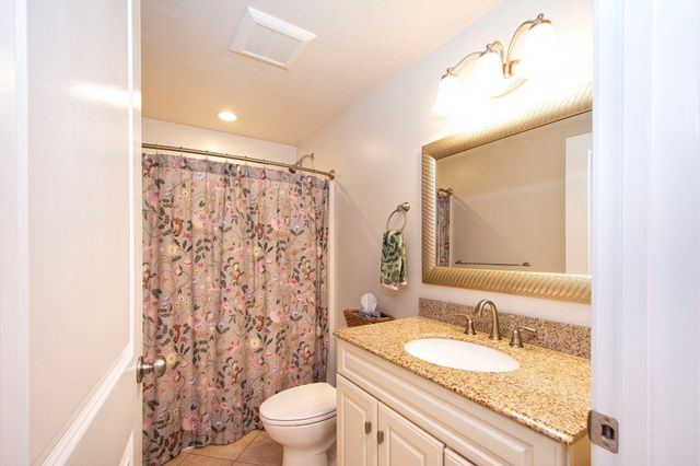 74 Christmas Tree Lane, Kingston, MA 02364
