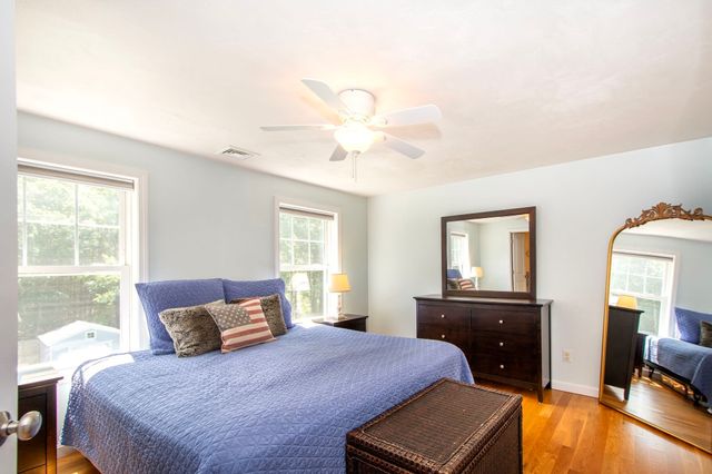 74 Christmas Tree Lane, Kingston, MA 02364