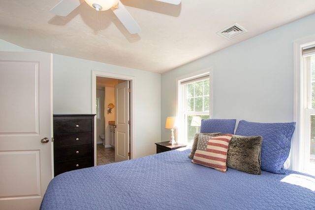 74 Christmas Tree Lane, Kingston, MA 02364