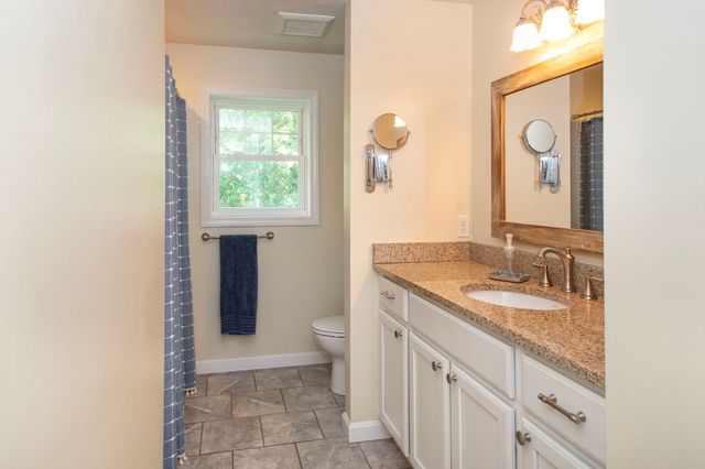 74 Christmas Tree Lane, Kingston, MA 02364