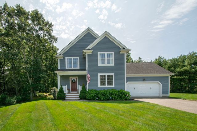 74 Christmas Tree Lane, Kingston, MA 02364