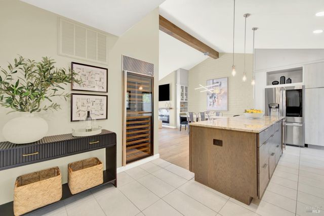 22 Fairways Dr, Napa, CA 94558