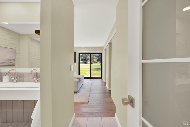 22 Fairways Dr, Napa, CA 94558