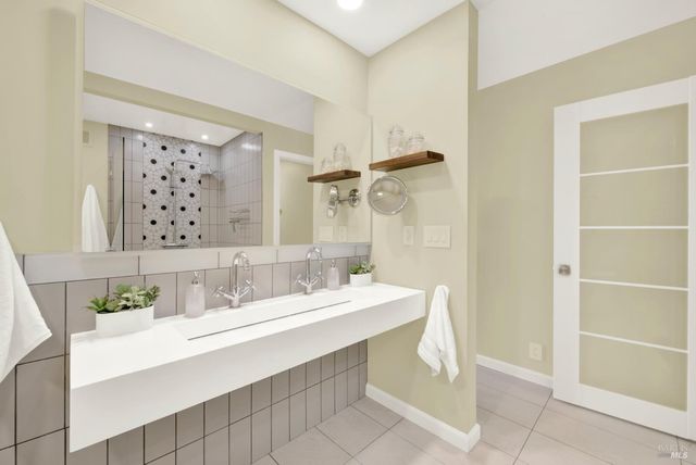 22 Fairways Dr, Napa, CA 94558