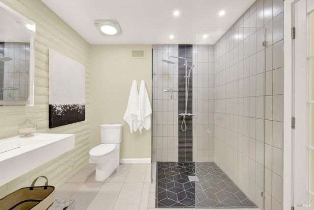 22 Fairways Dr, Napa, CA 94558