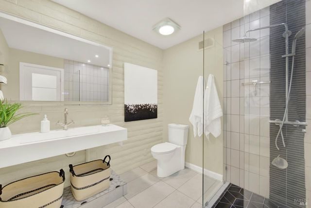 22 Fairways Dr, Napa, CA 94558