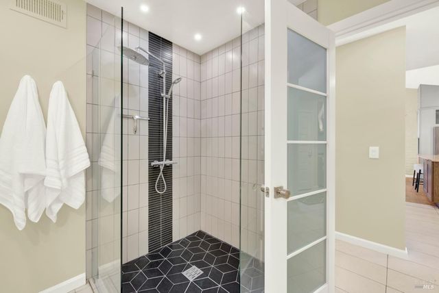 22 Fairways Dr, Napa, CA 94558