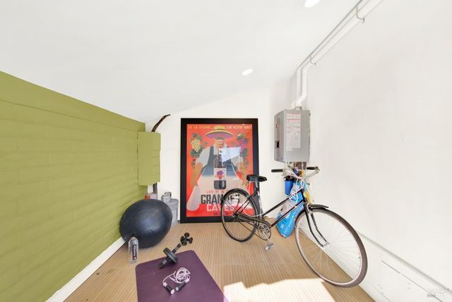 22 Fairways Dr, Napa, CA 94558