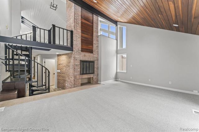 5910 Cedar Knoll Drive, Brighton, MI 48116