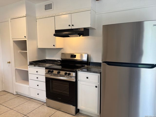 4714 Allegheny Dr., San Antonio, TX 78229