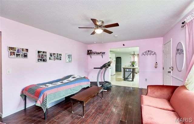 400 Julie Court, Elsberry, MO 63343