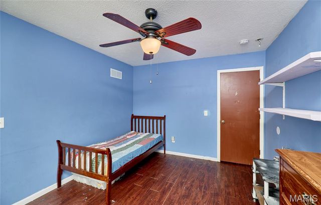 400 Julie Court, Elsberry, MO 63343
