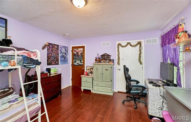 400 Julie Court, Elsberry, MO 63343