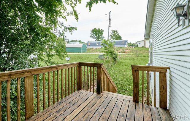 400 Julie Court, Elsberry, MO 63343