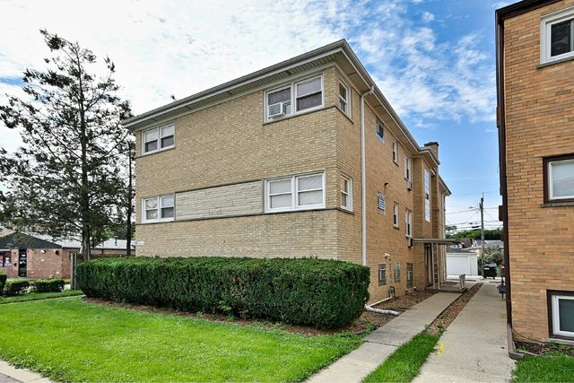 8609 W Grand Avenue, River Grove, IL 60171