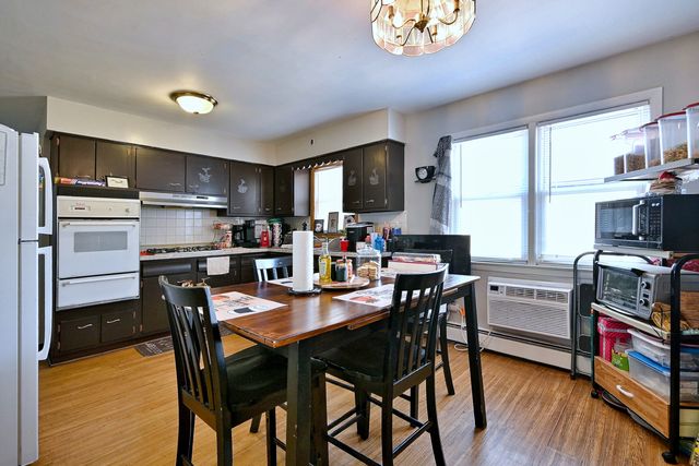 8609 W Grand Avenue, River Grove, IL 60171
