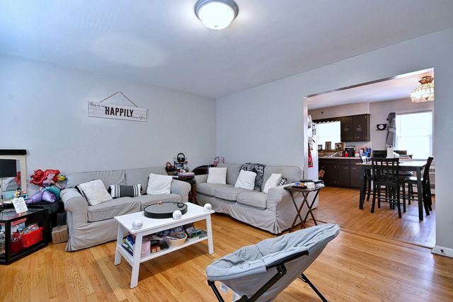 8609 W Grand Avenue, River Grove, IL 60171