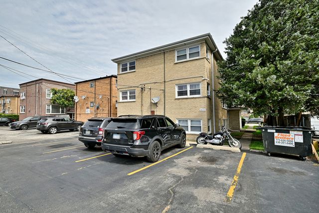 8609 W Grand Avenue, River Grove, IL 60171