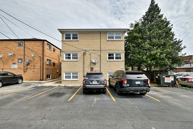 8609 W Grand Avenue, River Grove, IL 60171