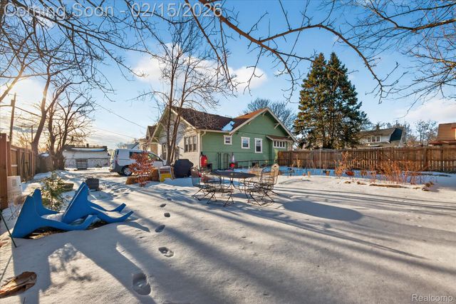 241 Moss Street, Highland Park, MI 48203