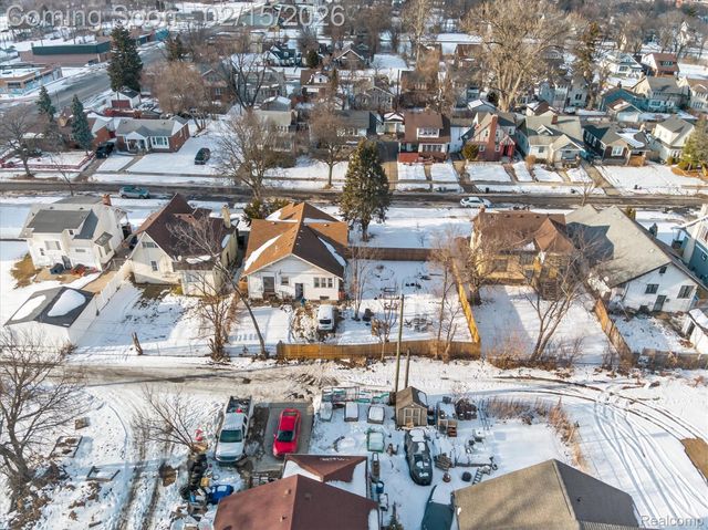 241 Moss Street, Highland Park, MI 48203