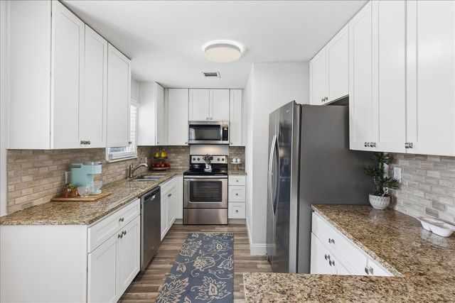 4517 Selkirk Drive, Fort Worth, TX 76109