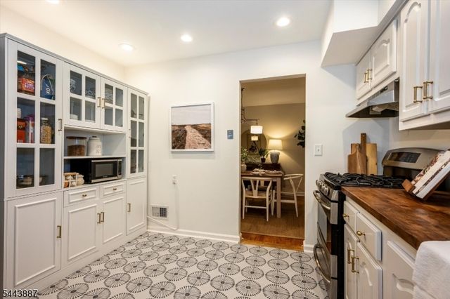 49 Crestmont Rd, West Orange Twp., NJ 07052